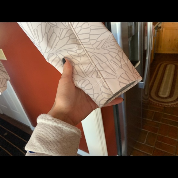 North Face Soft Shell Jacket - Picture 4 of 6